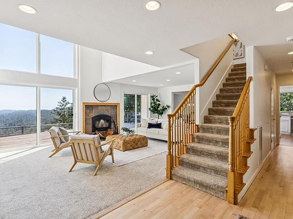 4th image of 377 Rider Ridge Rd