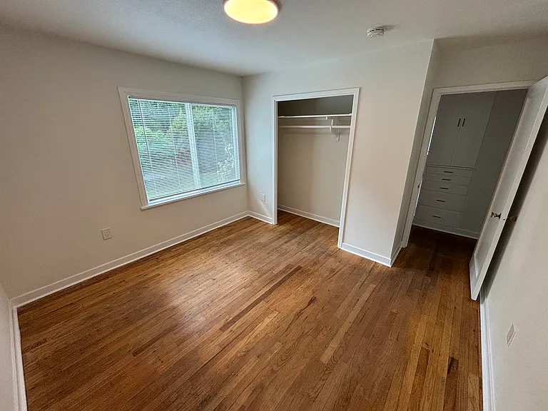 10016 17th Ave NE — Photo 14