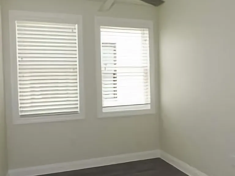 Ceilings fan and Heat and Air temperature control in all bedrooms