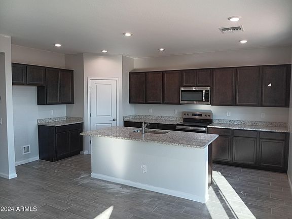 2nd image of 18075 W CAMINO DE ORO --