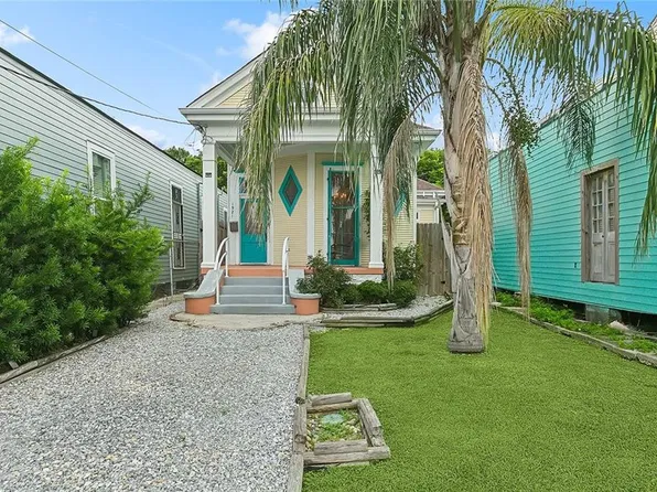 1921 Governor Nicholls, New Orleans, LA 70116
