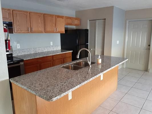 3rd image of 1742 2nd Ave N APT 3