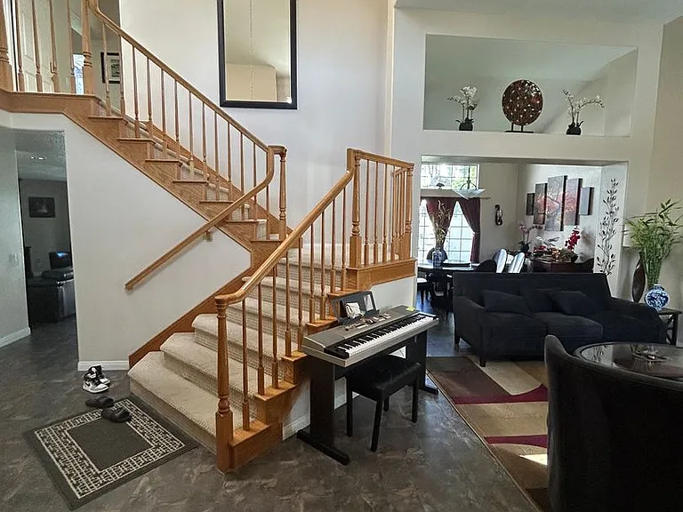 1046 S Mountcrest Ct — Photo 7
