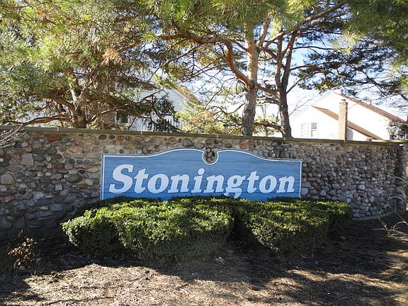 2nd image of 153 S Stonington Dr