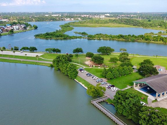 4th image of 18326 Cape Bahamas Ln