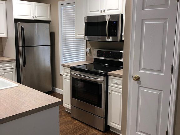 2nd image of 172 Follins Ln