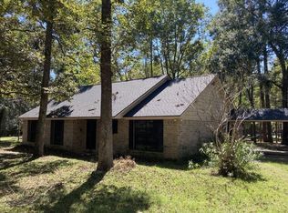 16413 Surrey Ln, Magnolia, TX 77355