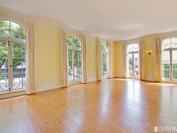 5th image of 3621 Washington St