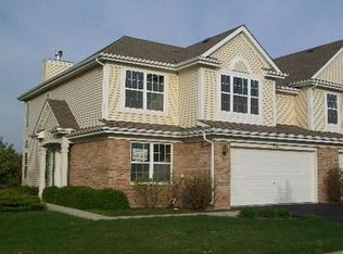 961 Emerald Dr, Hampshire, IL 60140