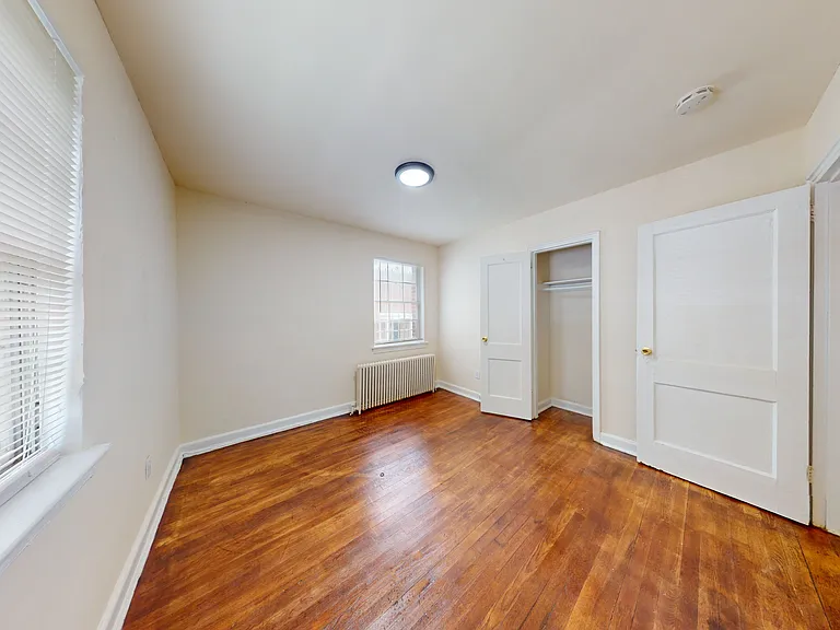 30 Danbury St SE #1 — Photo 21