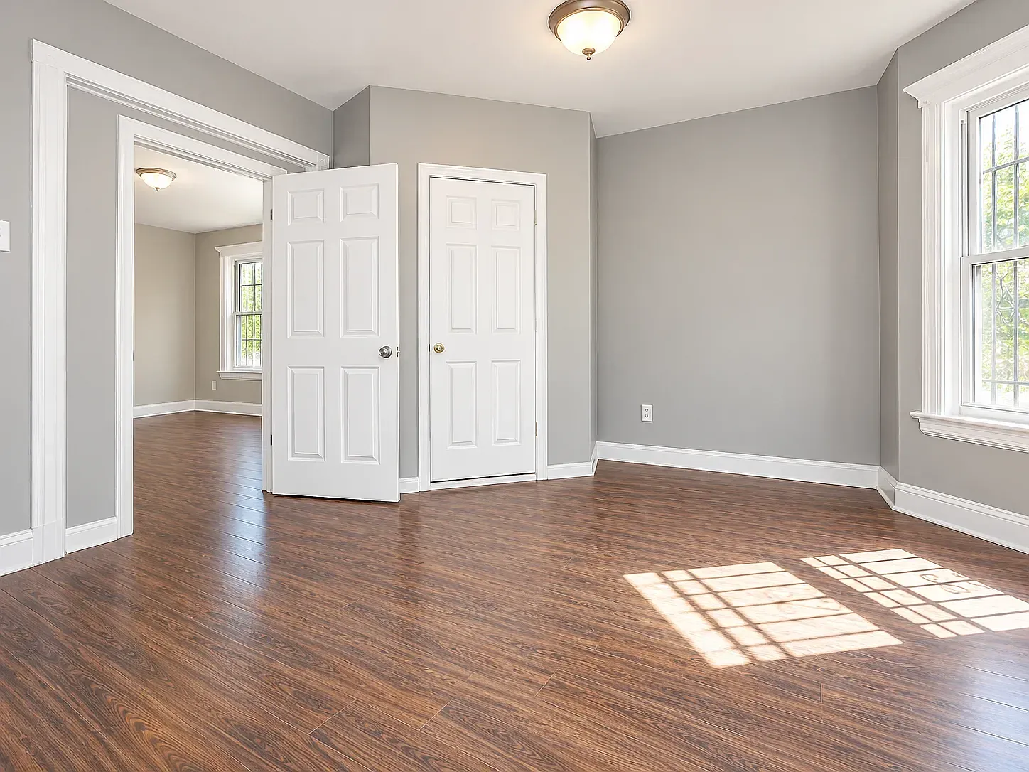 3 bed, 750 sqft, $1,950 — Photo 3