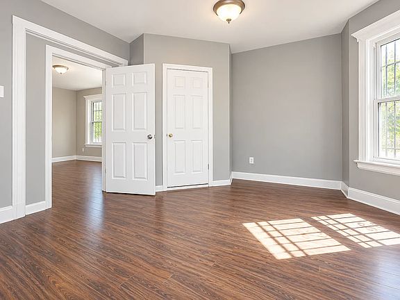 3rd image of 273 S 11th St #2