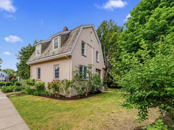 94 Florian St, Jamaica Plain, MA 02130