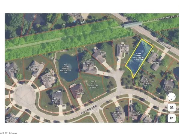108 Gentry Ct, Chardon, OH 44024