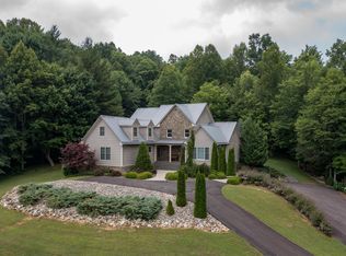 199 Deerwood Trl, Mountain City, TN 37683