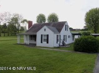 4852 Newbern Rd, Pulaski, VA 24301
