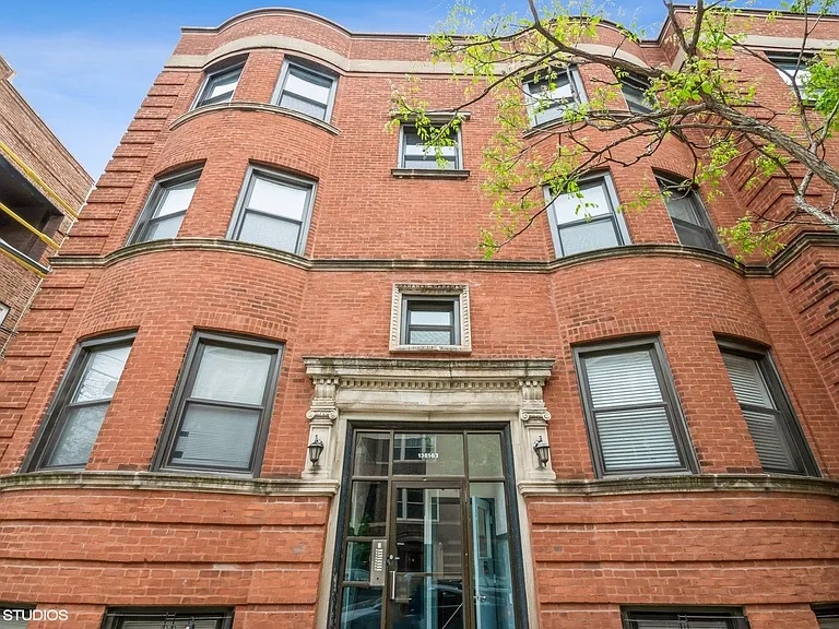 1363 W Sunnyside Ave #G — Photo 2