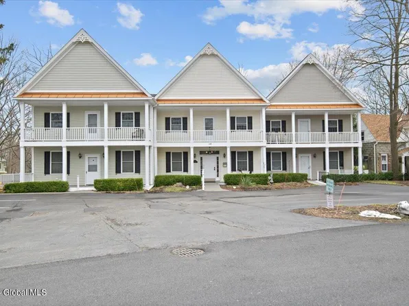 119 Park Street UNIT D, Altamont, NY 12009