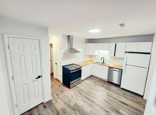 280 Fleming Rd #B, Charleston, SC 29412