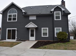 1219 Glade Hill Dr, Knoxville, TN 37909