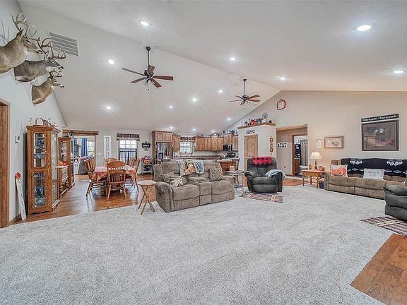 5th image of 431 County Road 3040