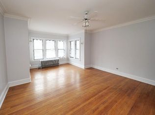 1766 W North Shore Ave #1, Chicago, IL 60626