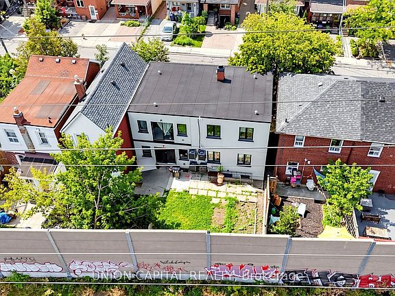 4th image of 247 Prescott Ave