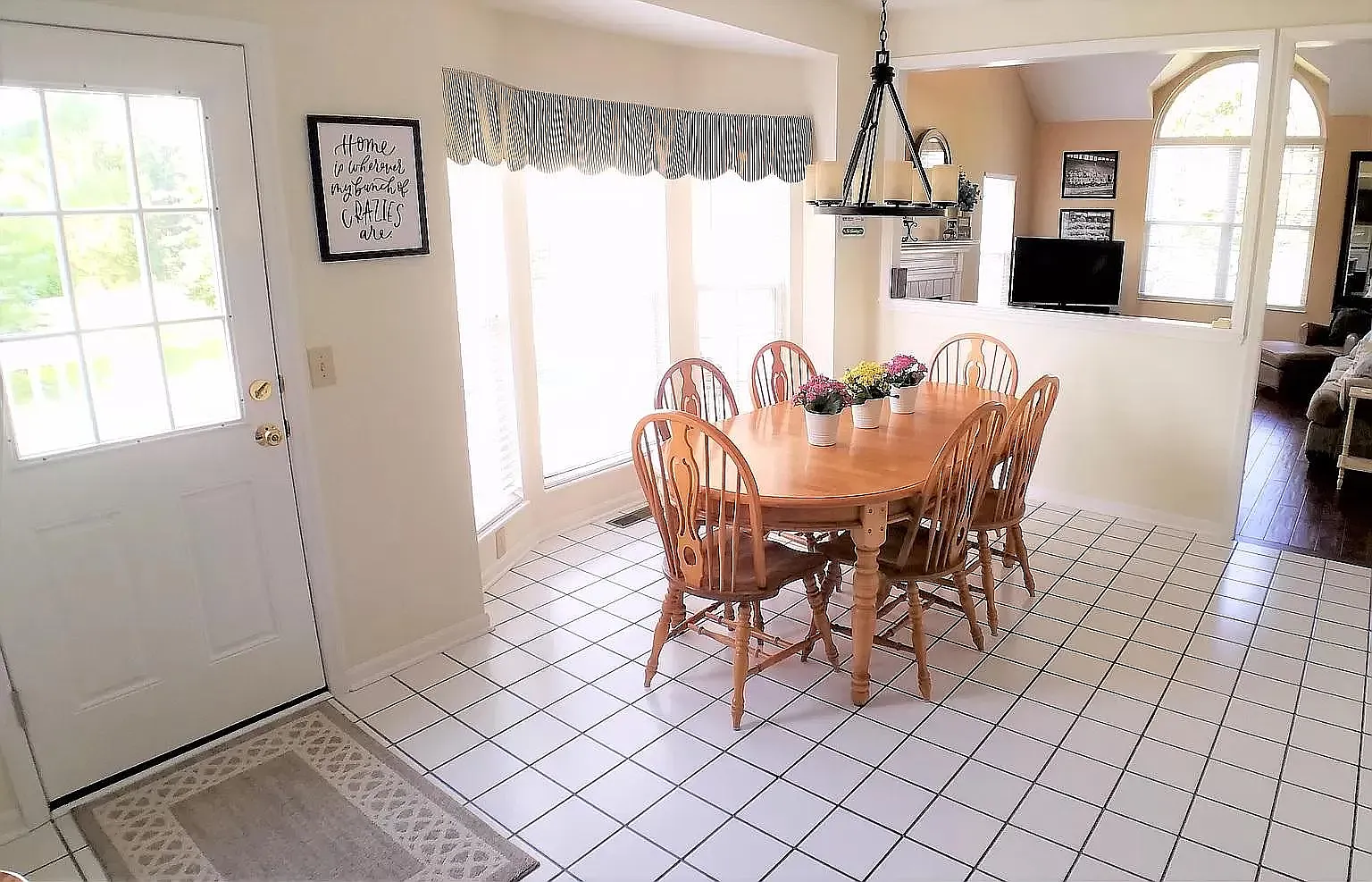 4 bed, 2900 sqft, $3,175 — Photo 3