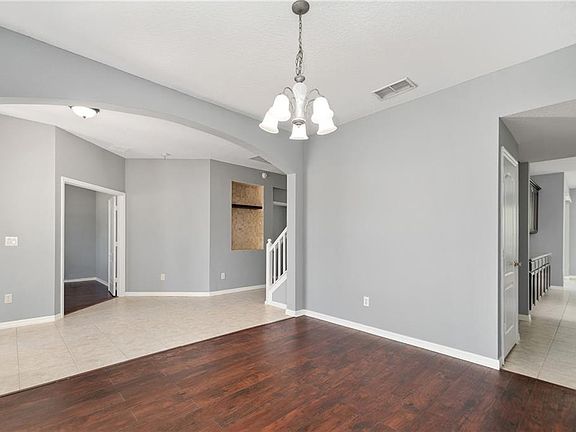 4th image of 122 Osprey Lakes Cir