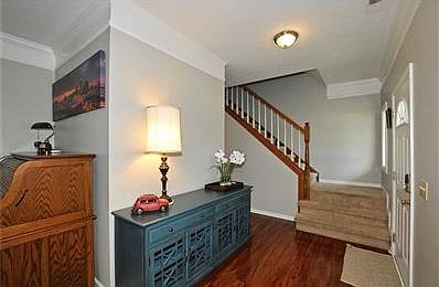 3rd image of 8546 Rock Hollow Cir