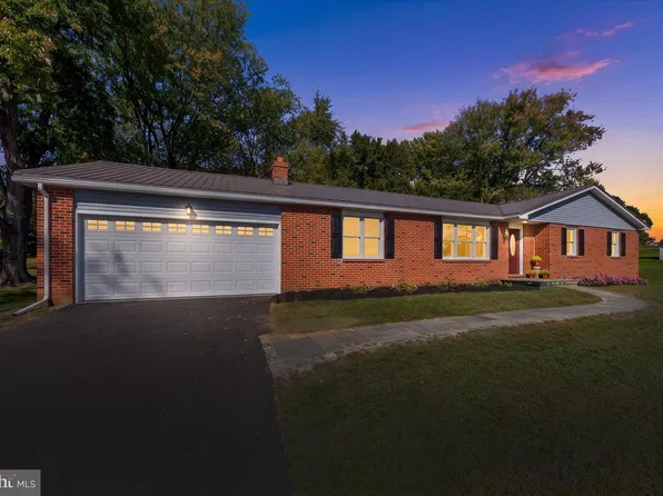 613 Chesterville Rd, Lincoln University, PA 19352