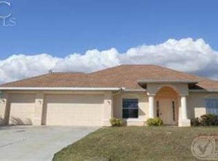 111 NW 7th St, Cape Coral, FL 33993