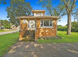 201 S 15th Ave, Maywood, IL 60153