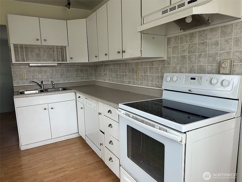 3rd image of 3102 Garfield Street