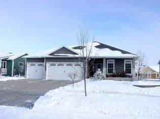 3734 Dorothea Ct S, Fargo, ND 58104