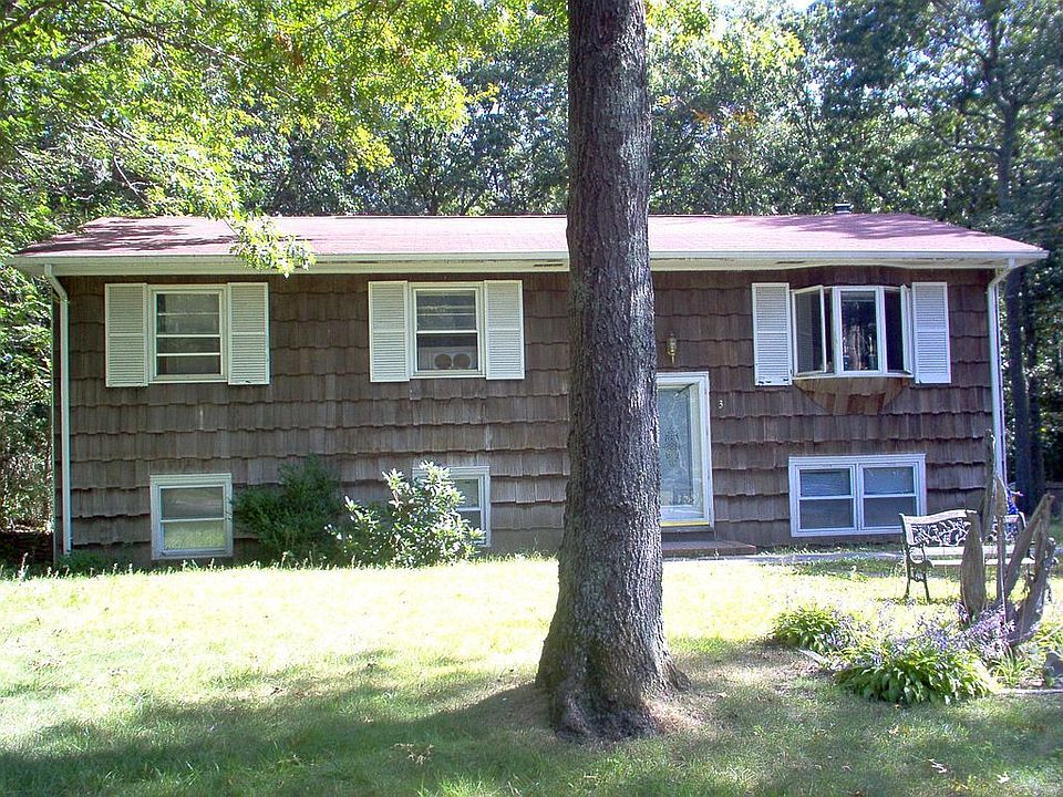 2nd image of 3 Oakland Dr S