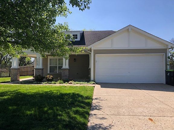 3rd image of 7025 Lexington Point Dr