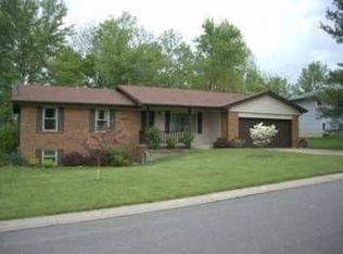 410 Morningside Dr, Saint Peters, MO