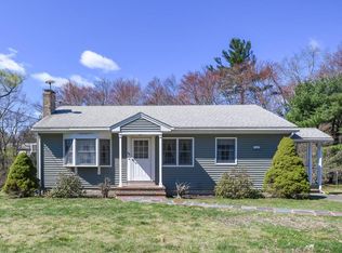 94 Londonderry Rd, Framingham, MA 01701