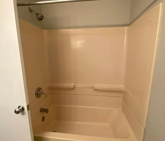 1492 Indianola Ave #7 — Photo 22