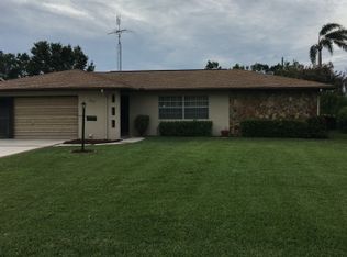 307 Swallow Ave, Sebring, FL 33870
