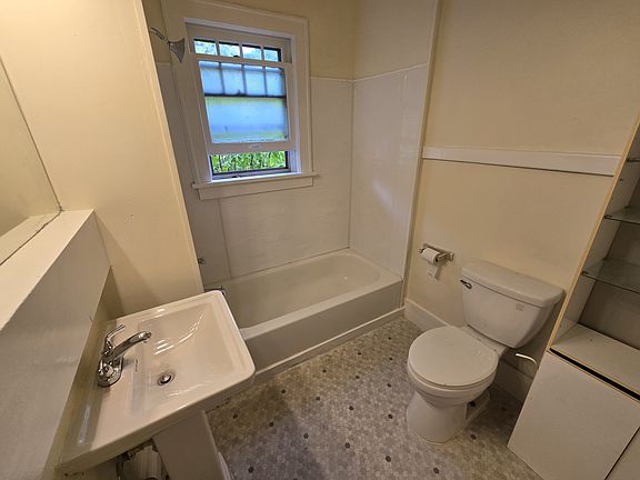 4th image of 13041 E Marginal Way S APT 3