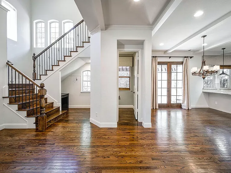 4034 Bishop Ln — Photo 12