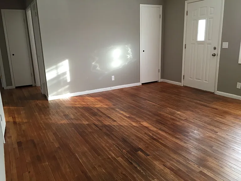 1207 Elm Pl — Photo 6