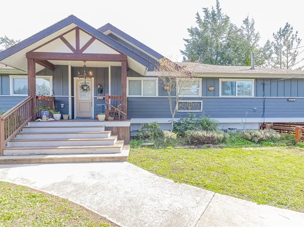 3931 Circle Dr, Metchosin, BC V9C 4A9