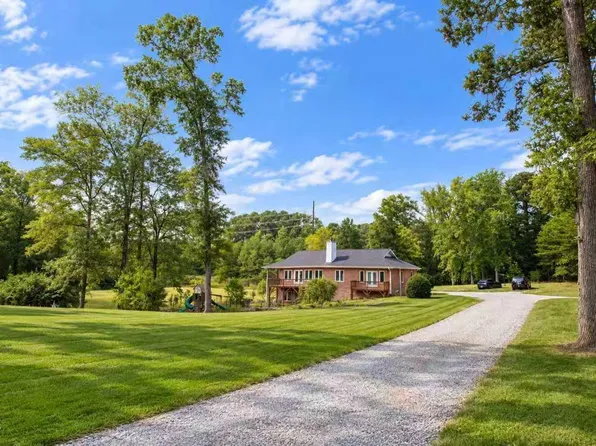 7808 Secluded Acres Rd, Apex, NC 27523