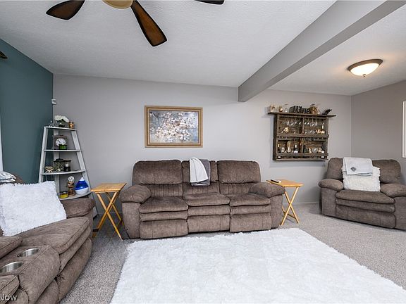 5th image of 2252 Pine Top Ct