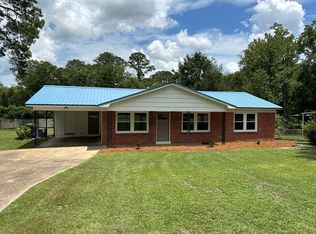 1105 Fairlane Dr, Dothan, AL 36301