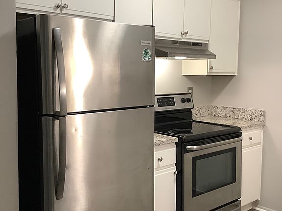 2nd image of 500 E Maplehurst St APT 101