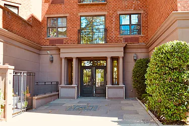 Rented by Brown Harris Stevens